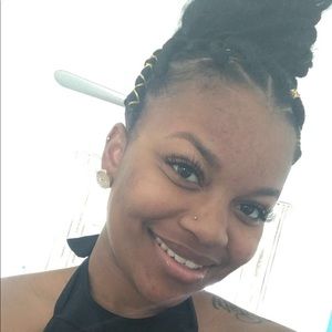 Meet your Posher, Jalynn